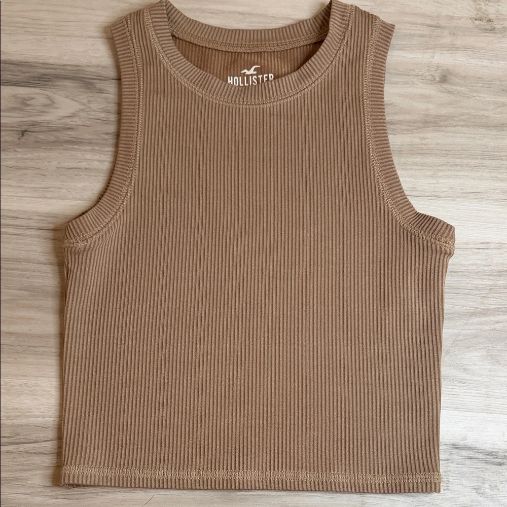 Hollister Ribbed Tank Top in Tan size XXS